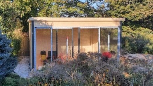 Blog realizácia modernej záhradnej stavby Domeo 4